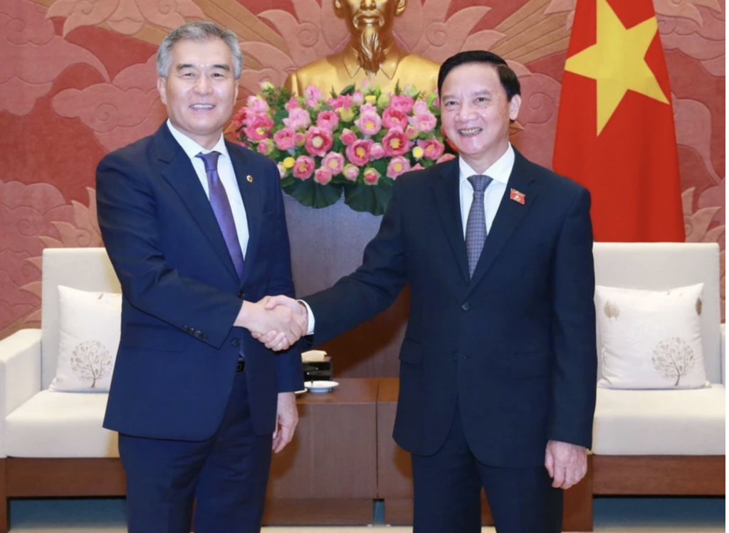 Anh man hinh 2023 12 20 luc 09.42.28