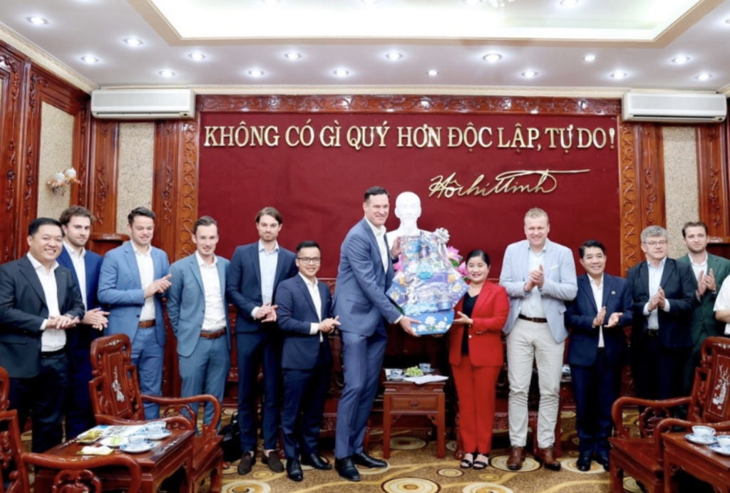 Anh man hinh 2024 02 19 luc 00.08.57
