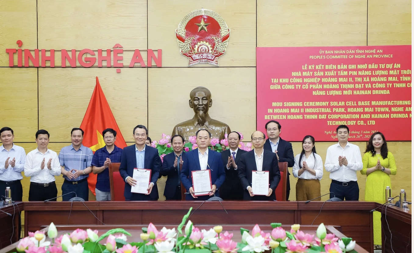 Nghệ An sẽ có nhà máy sản xuất tấm pin năng lượng mặt trời 450 triệu USD 7 pin