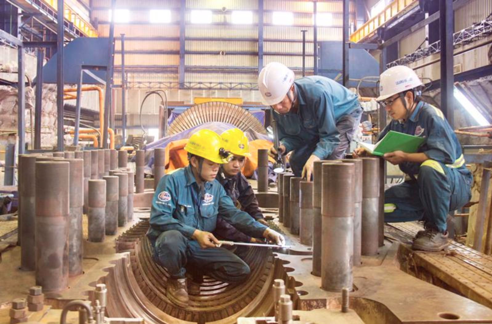 Khu vực tư nhân đuối dần, cải cách mạnh mẽ môi trường kinh doanh đưa doanh nghiệp hồi phục 7 Anh man hinh 2024 04 18 luc 18.48.22