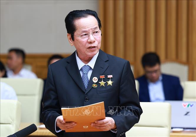 1 ong kiem tnr 1138
