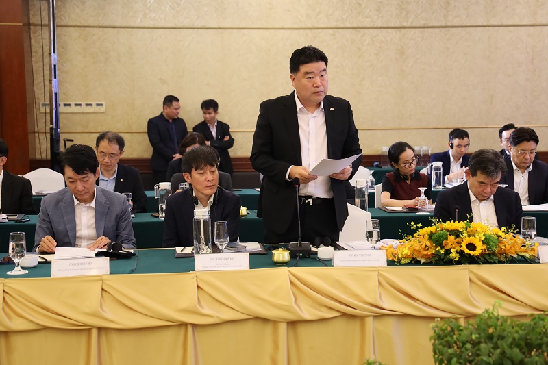 đầu tư trung tâm tài chính