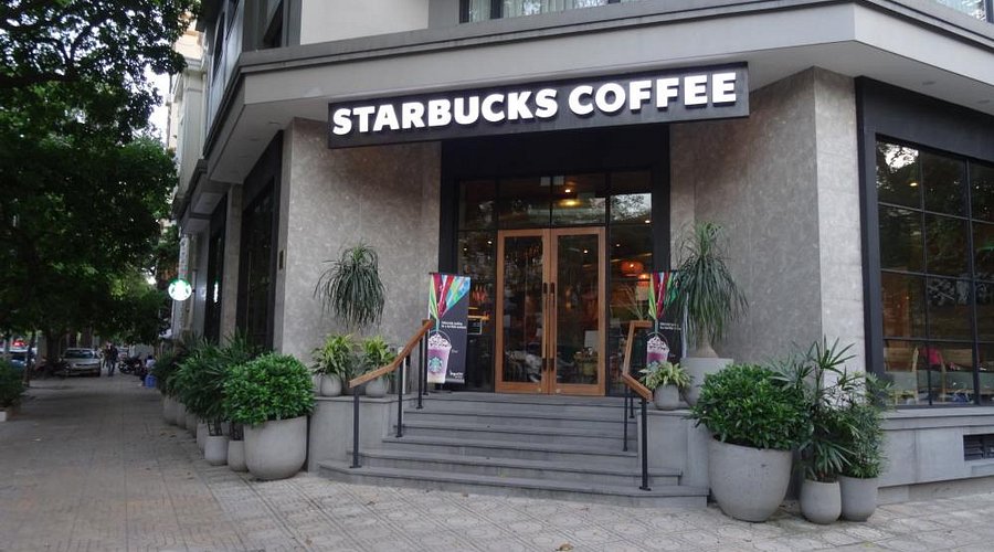 Mặt bằng 750 triệu/tháng ở TP.HCM có khách thuê sau 8 tháng trống 8 mặt bằng starbuck
