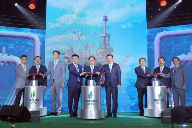 Dự án mỏ Đại Hùng giai đoạn 3: Petrovietnam khẳng định bản lĩnh người Việt 8 mỏ Đại Hùng
