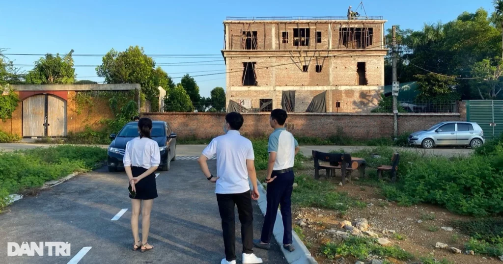 Nhiều nhà đầu tư bất động sản mắc kẹt do "đón đầu" thiếu cơ sở 11 dat nen 1 crop 1747902145148