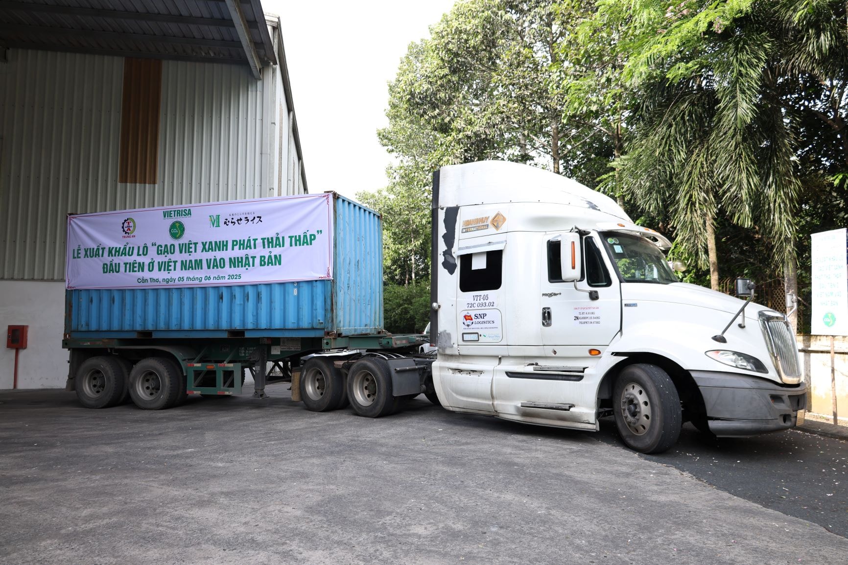500 tấn gạo Việt đầu tiên được xuất khẩu sang thị trường Nhật Bản 8 gạo việt xuất khẩu thị trường Nhật Bản