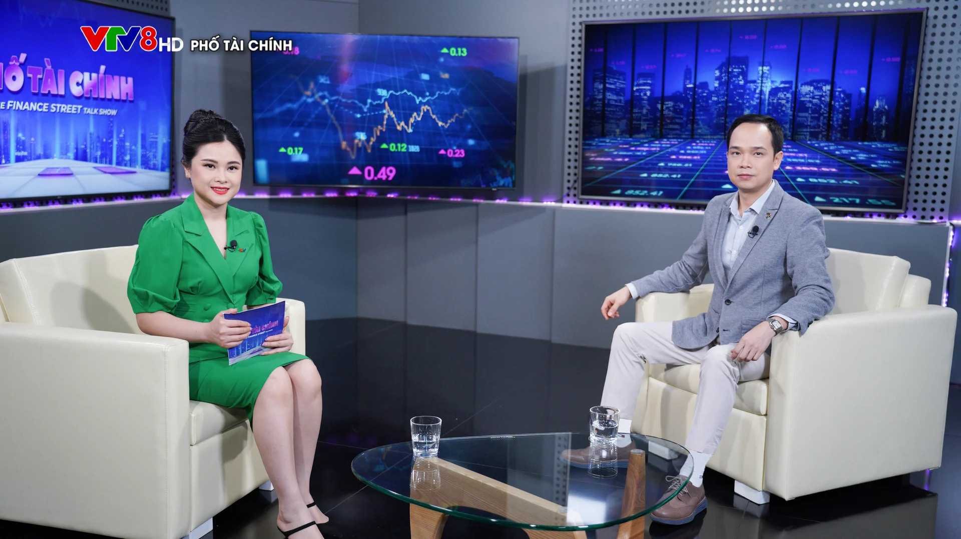 Giữa bất ổn tài chính toàn cầu, đâu là điểm sáng của kinh tế Việt Nam? 7 kinh tế tài chính thị trường