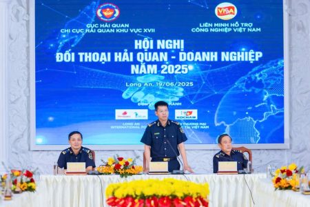 Chi cục Hải quan khu vực XVII tổ chức đối thoại doanh nghiệp năm 2025 7 cục hải quan
